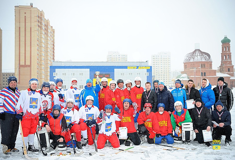 Итоги чемпионата города Оренбурга по хоккею с мячом среди любительских команд